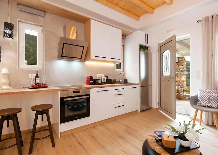 Sunset Coast House - Wood *